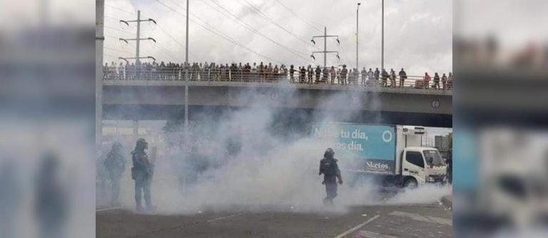 En el cuarto día de protesta camionera, ya comenzó la UNDMO comenzó a abrir vías en Bogotá