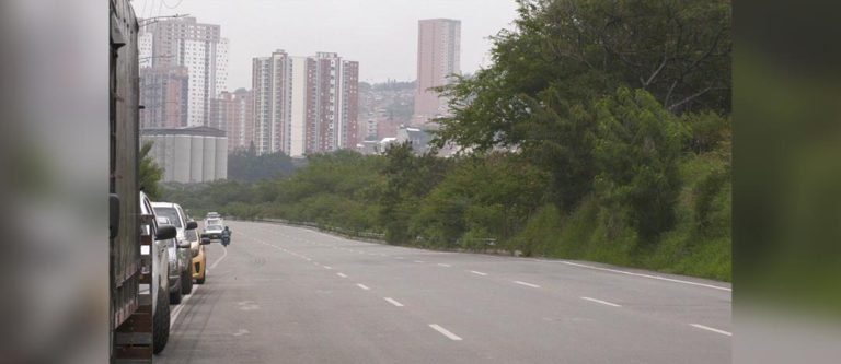 Con cámaras de seguridad, en Bello buscan que no arrojen más cuerpos sin vida en la vía La Seca 