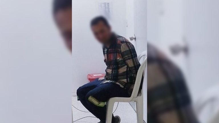Al presunto asesino de sus hijos en Bogotá, le imputaron cargos por feminicidio y homicidio agravado 
