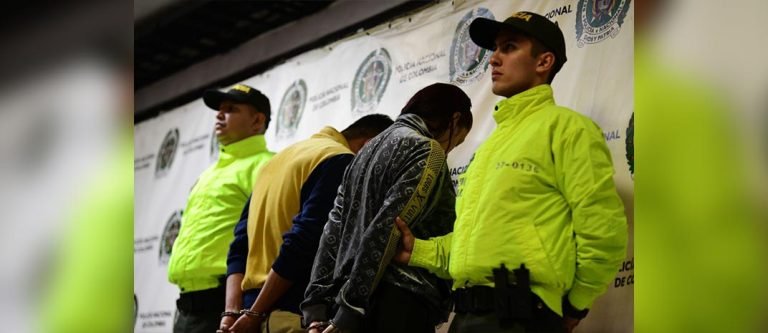 Capturaron a un hombre y una mujer, por el homicidio de una persona en Medellín