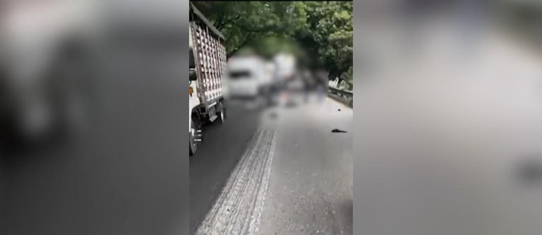 Trágico accidente en la Avenida Paralela dejó un motociclista muerto