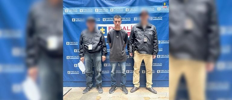 Este hombre tendría azotado los D1 en Medellín: Hay registro de 40 atracos 
