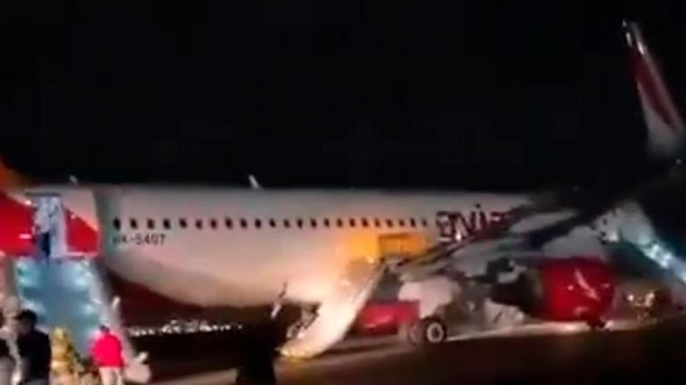 Emergencia aérea en Colombia por avión que presentó fallas al momento del despegue
