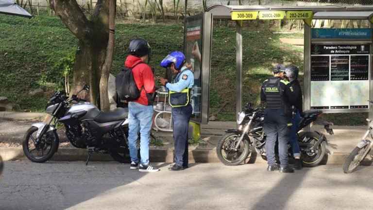 Con esta estrategia, las autoridades han recuperado 21 motos y capturado 12 personas
