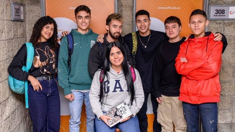 ¿Quieres estudiar gratis en Envigado? Esta es tu oportunidad