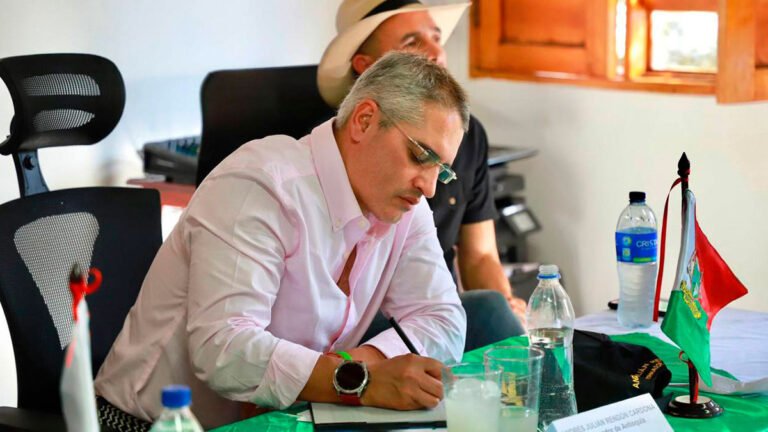 Gobernador de Antioquia anuncia demanda contra resolución de MinAgricultura sobre municipios el Suroeste