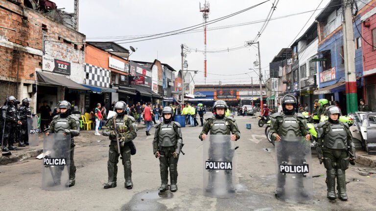 Después de la batalla campal en la Bayadera el sábado, la Policía volvió con refuerzos este miércoles