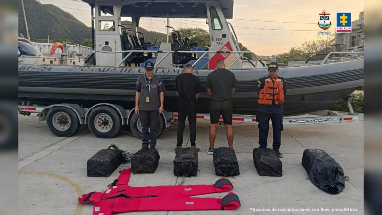 Polizones intentaron llevar cocaína a España en un barco con bandera ucraniana  