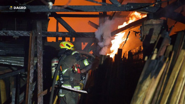 Voraz incendio en el centro de Medellín dejó una persona fallecida 