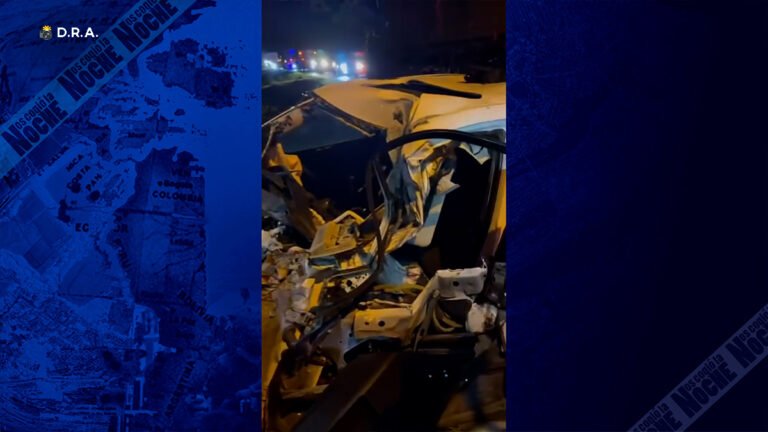Accidente en Córdoba: carro particular con placas de Medellín impactó a un camión cargado con yuca 