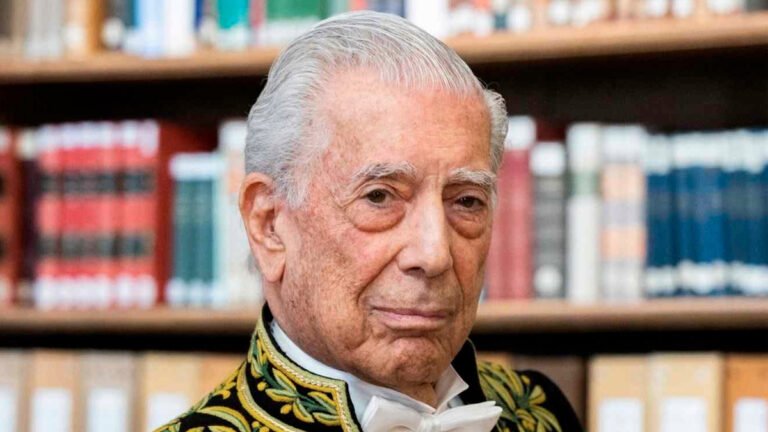 Vargas Llosa: Luto en las letras
