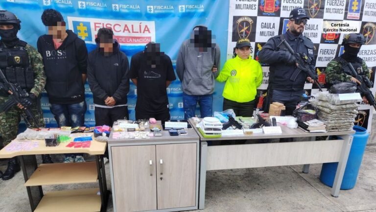 Capturaron a 4 presuntos integrantes de ‘Los Chatas’ en El Peñol