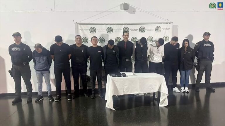 Imputados 10 «empleados» de bares del Parque Lleras por secuestro y agresión a turistas: cobraban hasta $14 millones por tres botellas de licor