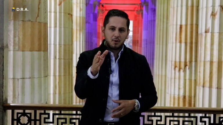 “Petro, Usted es un dictador” Senador Esteban Quintero