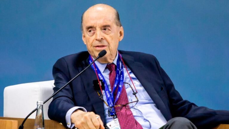 Álvaro Leyva buscó apoyo en Estados Unidos para derrocar a Petro, según audios filtrados