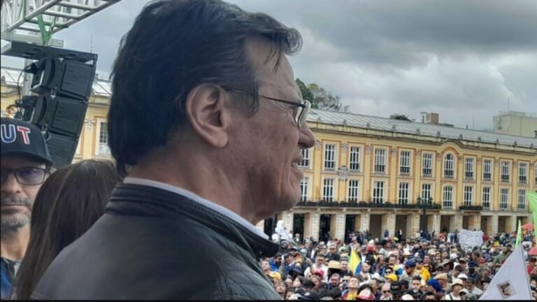 Si hasta la CUT celebra, ¿Gobierno insistirá con consulta?