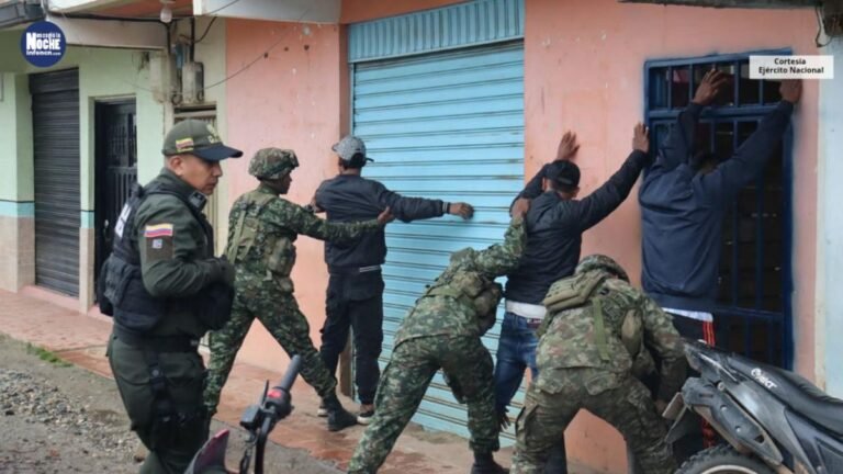 El Ejército y la Policía liberaron a los 57 soldados secuestrados por la comunidad en El Plateado