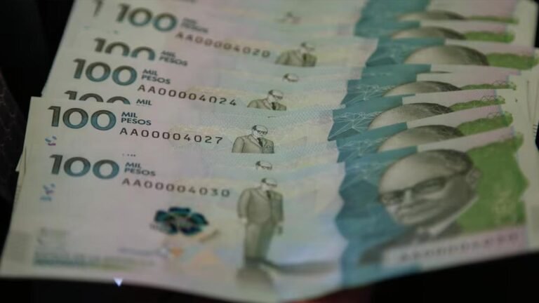 ¿Se vienen más impuestos? Gobierno alista reforma tributaria por $26 billones