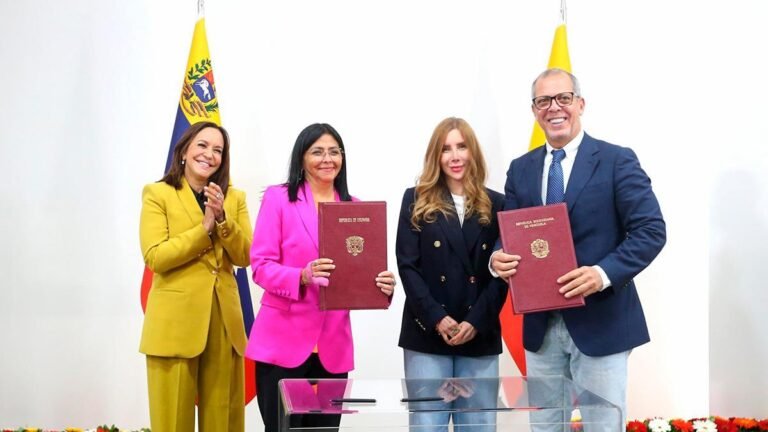 Colombia y Venezuela firman Memorando de Entendimiento para crear Zona de Paz, Unión y Desarrollo
