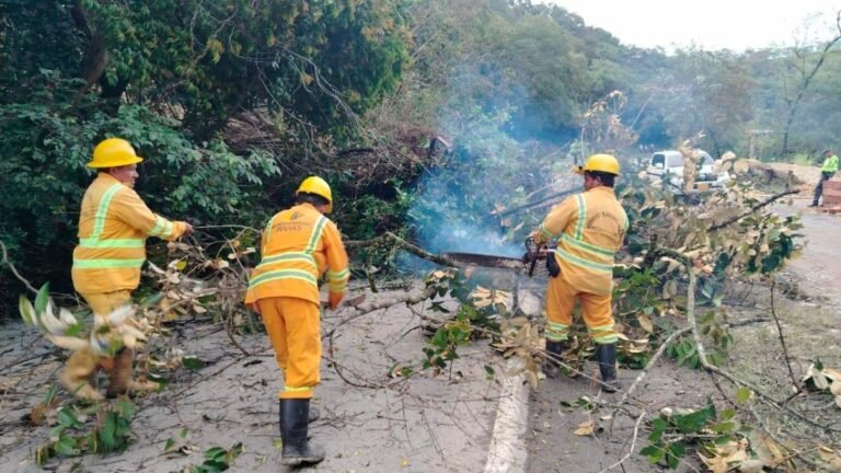 $57.000 millones invertidos en atención de emergencias, van más de 660 eventos atendidos en Colombia: Invías