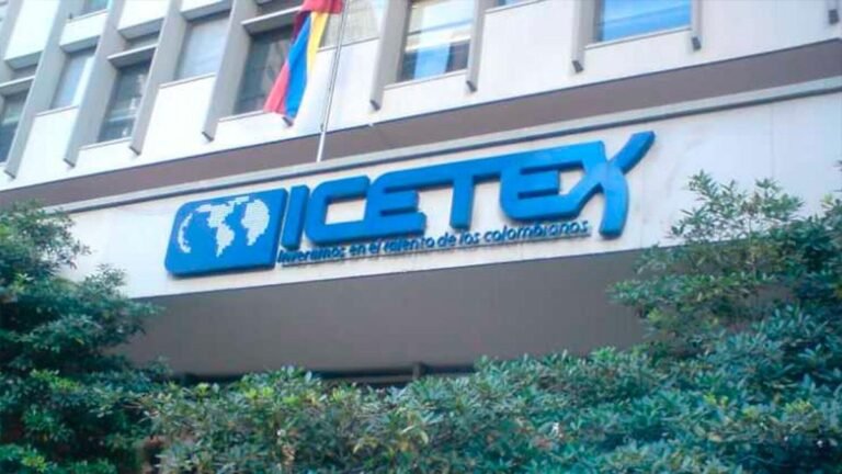 Gobierno Petro deja sin subsidio del Icetex a más de 230.000 estudiantes