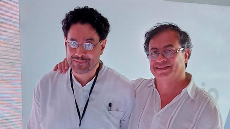 ¿Condena a Uribe impulsa a Cepeda y fortalece a Petro?