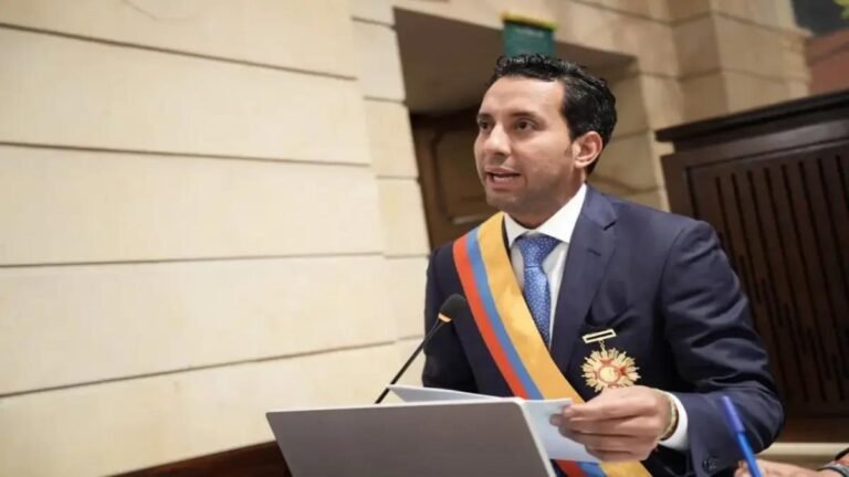¿Quién es Julián López? Nuevo presidente de la Cámara.