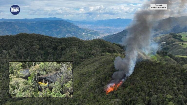 Fue destruido un laboratorio de procesamiento de coca en Girardota con capacidad de producir una tonelada a la semana