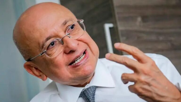 Montealegre defiende la Paz Total y arremete contra Santos y Otty Patiño