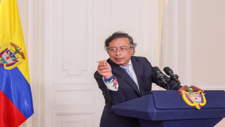Petro celebra inflación controlada.