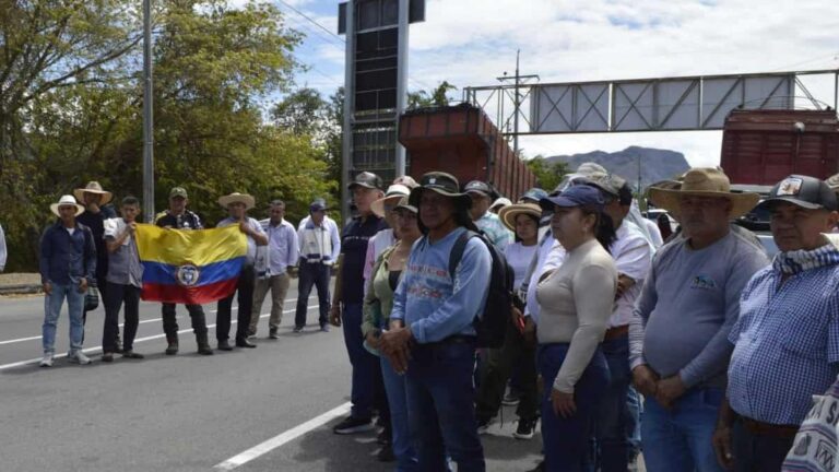 Paro arrocero continúa sin acuerdos