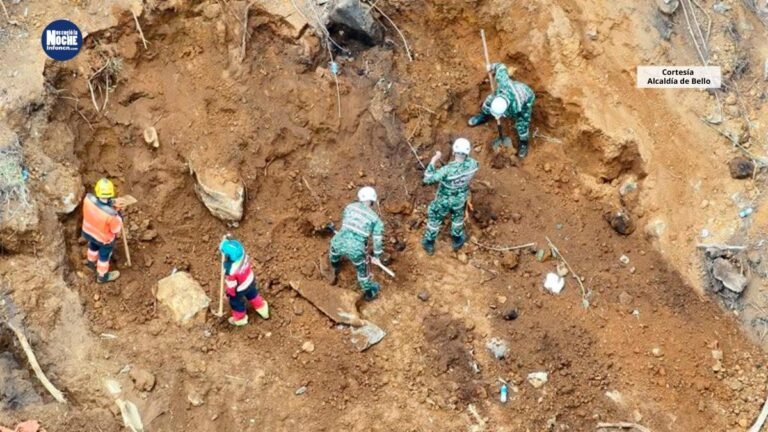 Este sábado 5 de junio rescataron 3 cuerpos en la vereda Granizal de Bello
