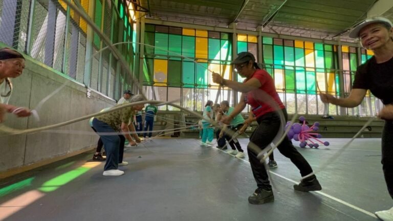 Actividad física y educación para prevenir la osteoporosis en los ciudadanos de Medellín