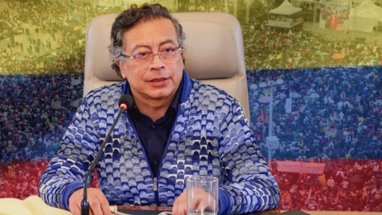 “A mí nadie que sea negro me va a decir que hay que excluir a un actor porno”: Gustavo Petro