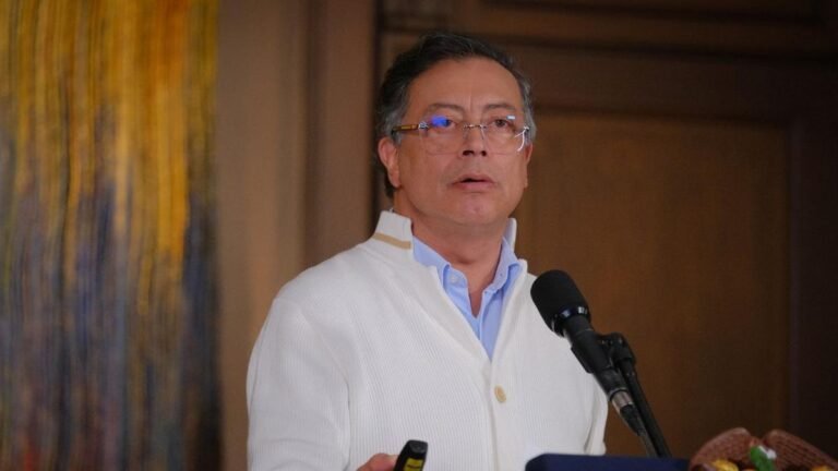 Gobierno Petro alista proyecto para ampliar beneficios a jefes criminales: podrían quedar libres