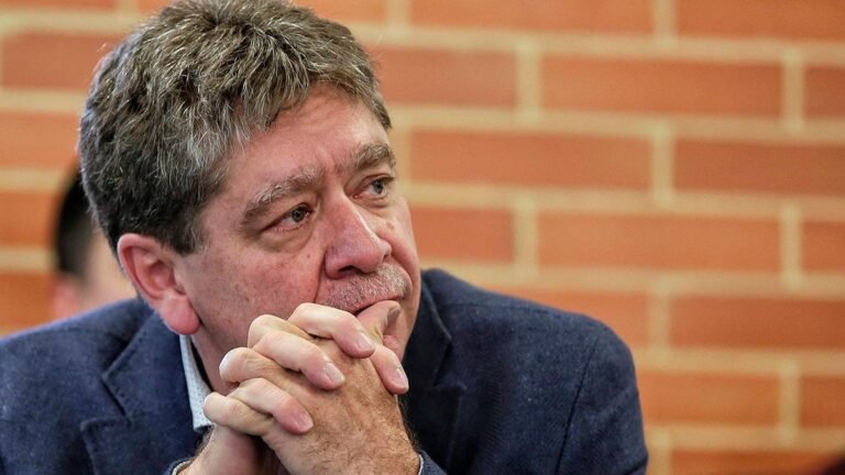 Presidente de la Andi lanza alerta por crisis energética, informalidad laboral y deuda pública