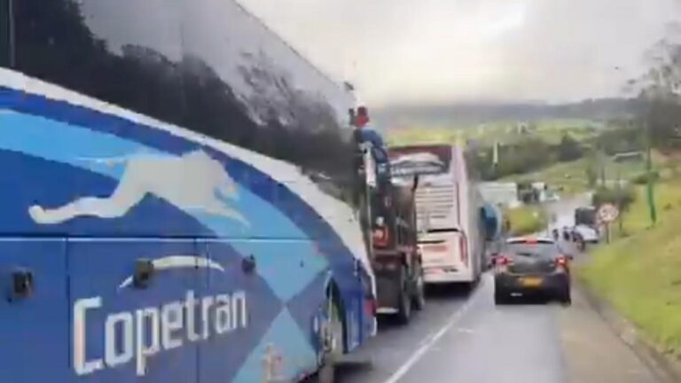 Boyacá amanece bloqueada: gremios protestan en vías estratégicas del departamento