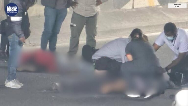 Trágico accidente en la Autopista Norte, dos polizones murieron al caer de un tractocamión