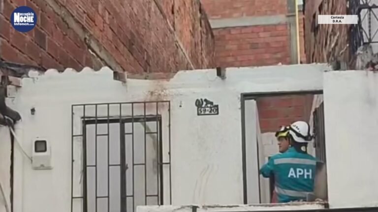 El fuerte aguacero que cayó en Medellín afectó una vivienda en el barrio Llanaditas