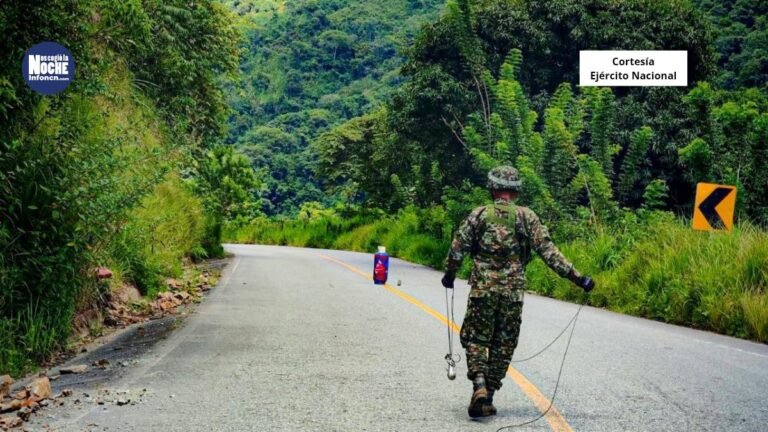 El Ejército Nacional retiró un cilindro y desactivó dos cargas explosivas en una vía de Antioquia, que habrían dejado el Frente 36