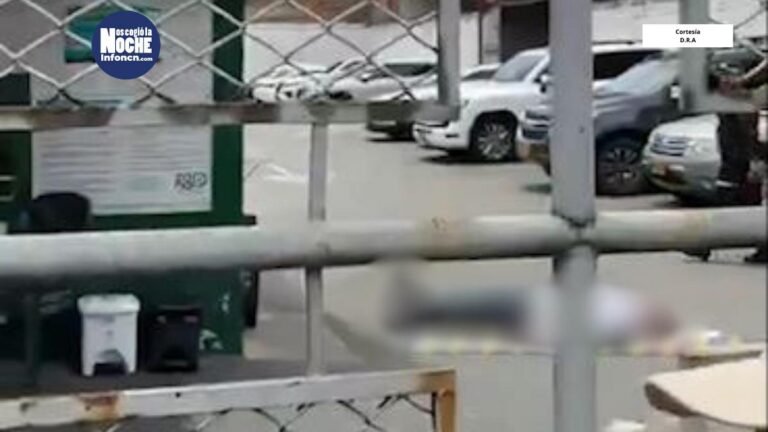 En los parqueaderos cercanos a la Alpujarra de Medelllín, asesinarion a un hombre que al parecer era abogado
