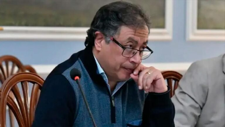 Tras liberación de 33 militares en Guaviare, Petro denuncia desaparición de un campesino