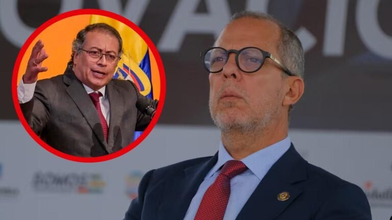 Petro regaña en público a Alfredo Saade durante evento en Córdoba y lanza advertencias sobre intervención militar extranjera