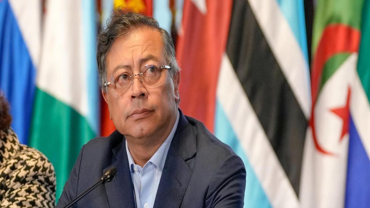 Petro traslada celebración del 7 de agosto a Leticia por disputa ...