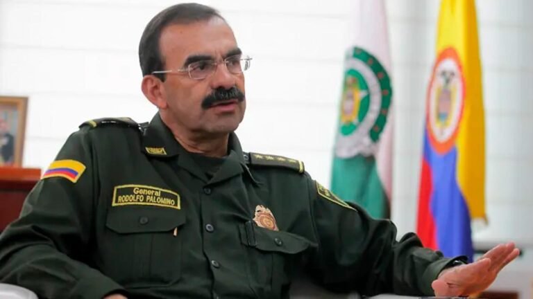 Corte Suprema condena al general (r) Rodolfo Palomino. El exdirector de la Policía intentó frenar captura de empresario vinculado a AUC