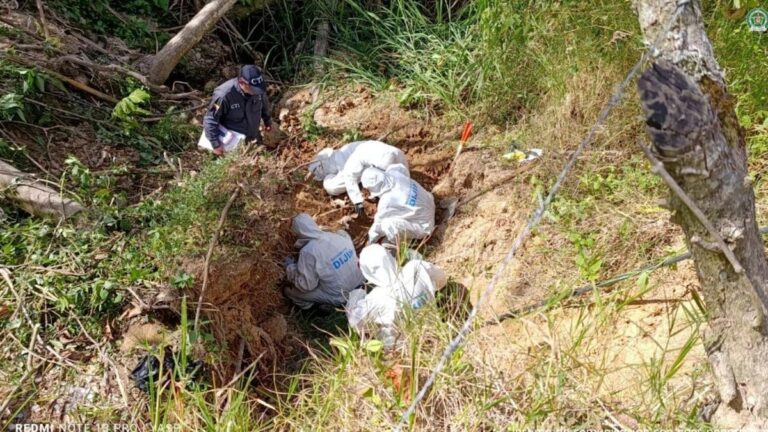 Fiscalía confirma hallazgo en Santa Bárbara de fosa común con cinco víctimas de grupo criminal