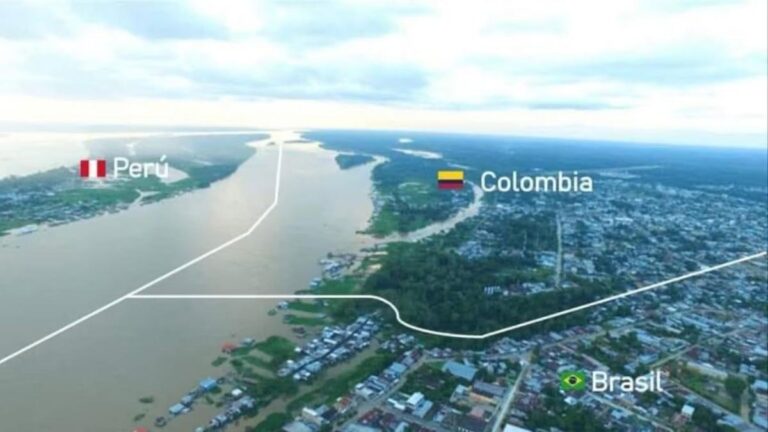Colombia exige negociación por isla en el Amazonas que Perú declaró bajo su jurisdicción