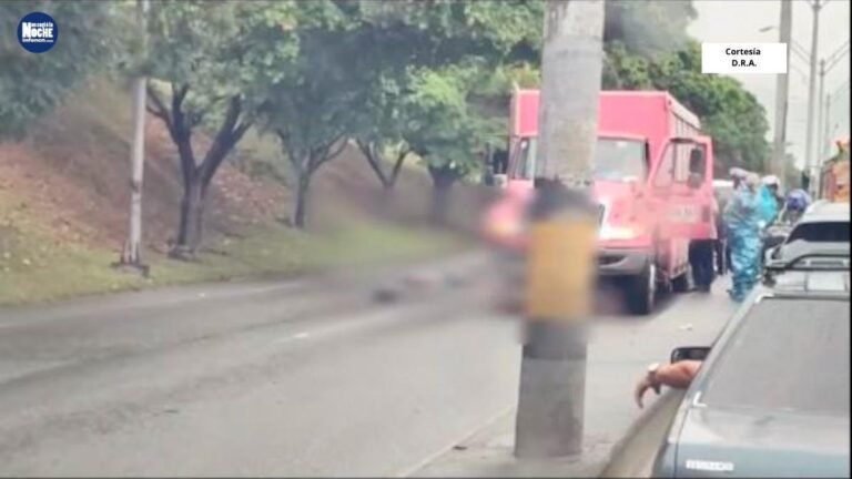 Un accidente en la Autopista Norte dejó un moticiclista muerto y un monumental trancón en la mañana de este jueves