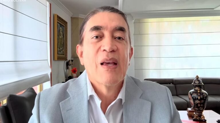 Bolívar plantea encuesta y no consulta en el Pacto