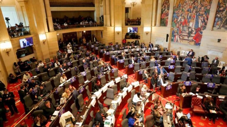 Cámara rompió el quórum y se avecina ‘decretazo’ para el Presupuesto de 2026